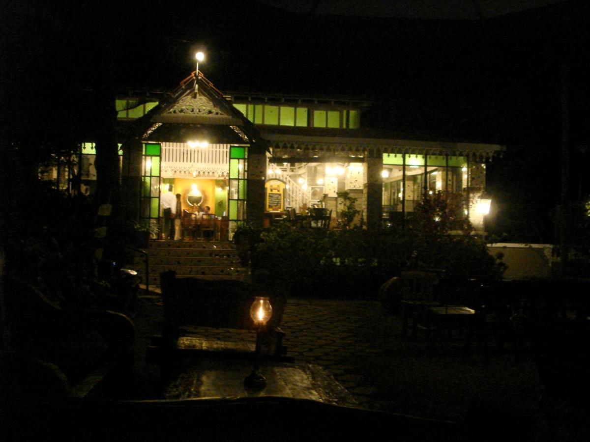 सहारा Indeco Forest